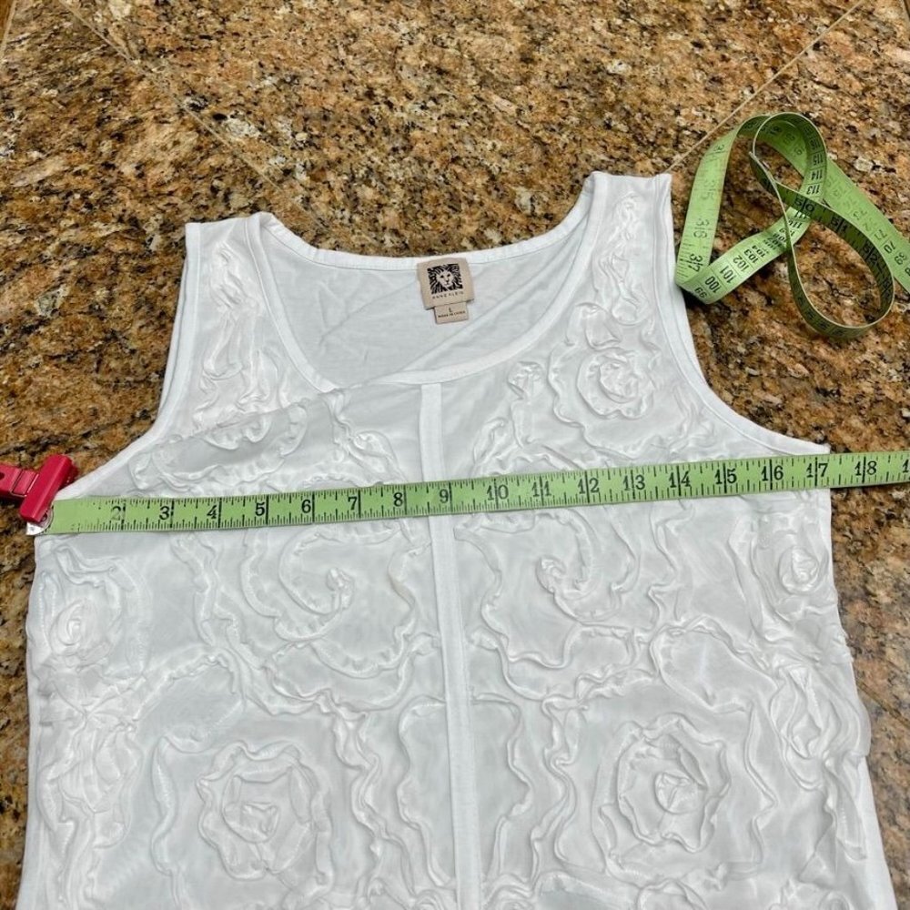 Anne Klein Women White Sleeveless Blouse Shirt Top with Ruffled Floral Overlay - Picture 10 of 13